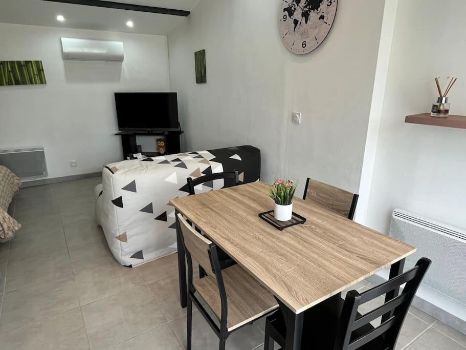 Villa Studio   Au coeur de Lôo à Sauveterre-de-Comminges Extérieur photo